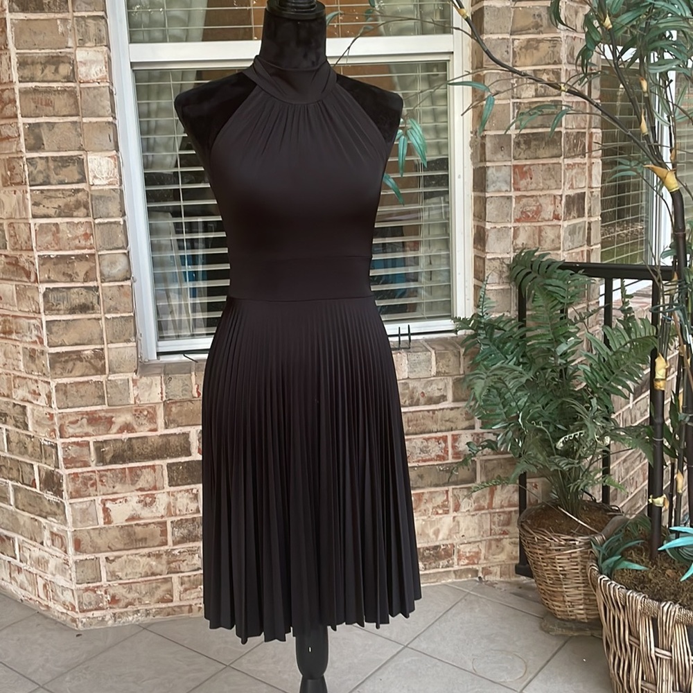 SOPRANO,  Halter Neck  Party Dress - Picture 5 of 10